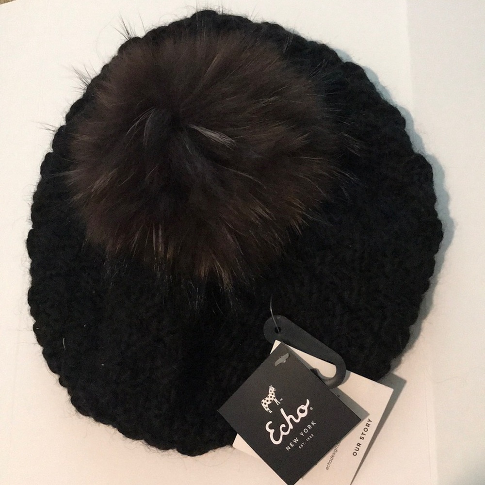 Echo Beret with Asiatic Raccoon Fur Pom-Pom